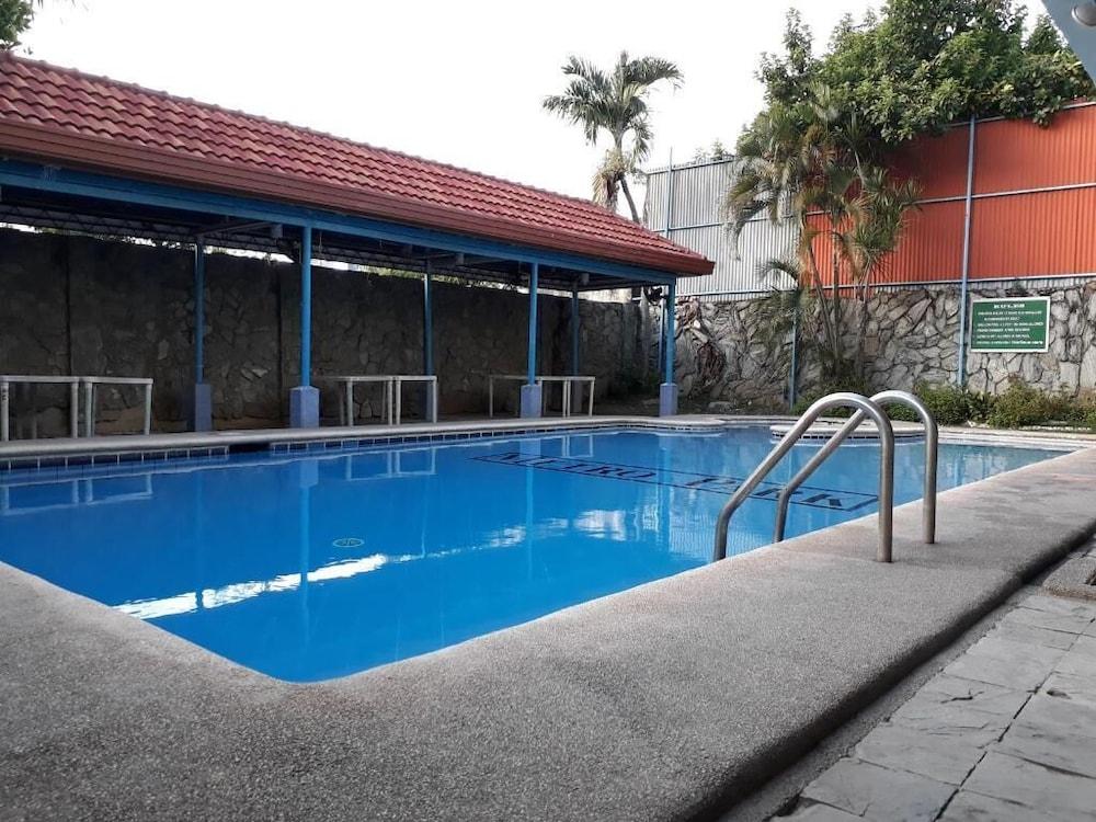 Metro Park Hotel - Cebu City Экстерьер фото