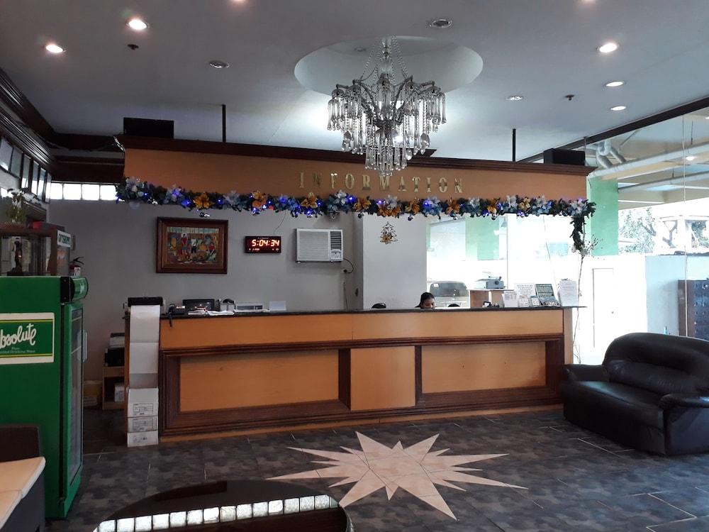 Metro Park Hotel - Cebu City Экстерьер фото