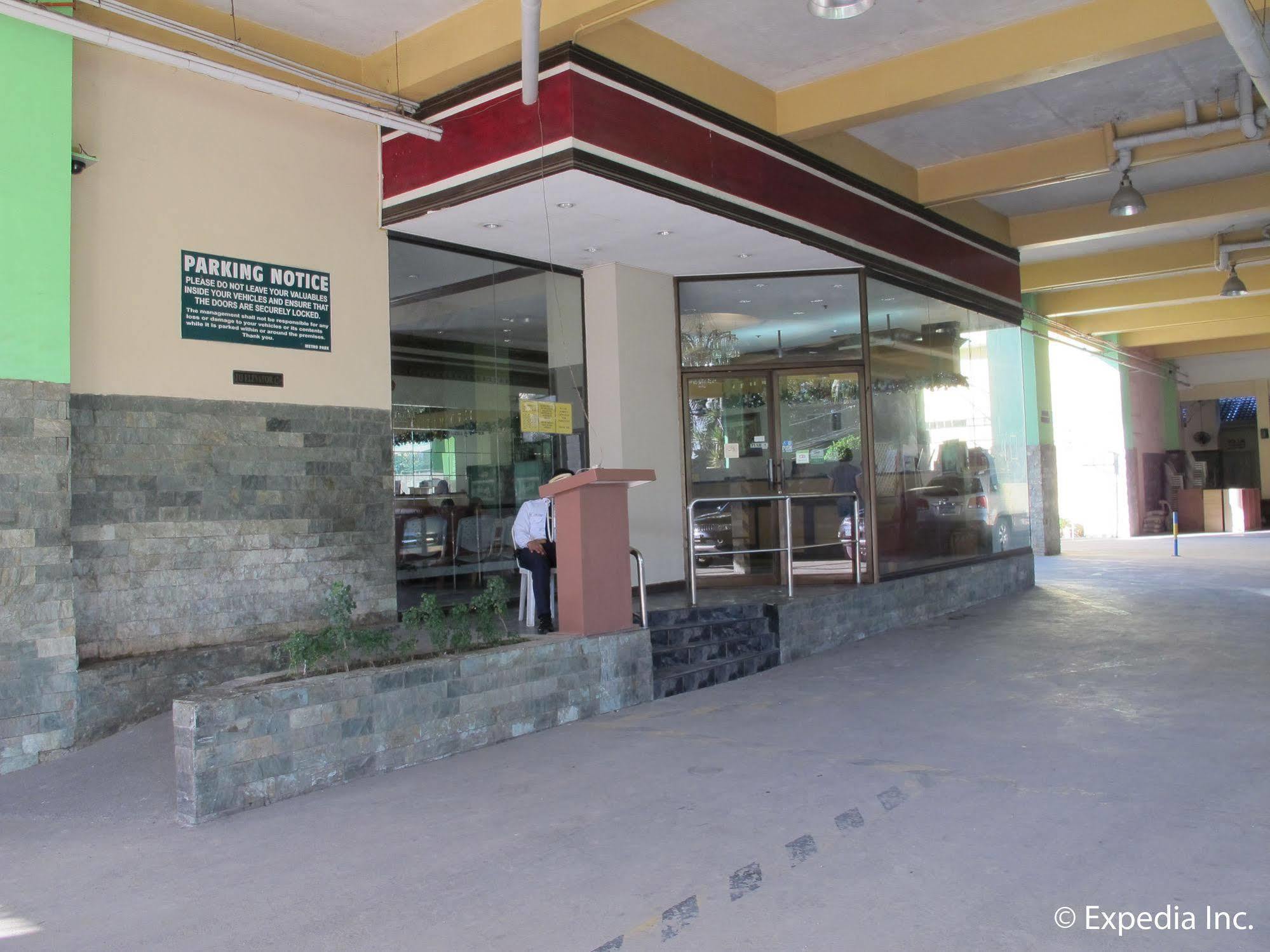 Metro Park Hotel - Cebu City Экстерьер фото